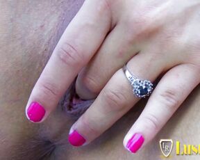Stunning hot ass chick getting drilled at the hills