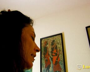Dinamita and Terry in a Private Home Scene
